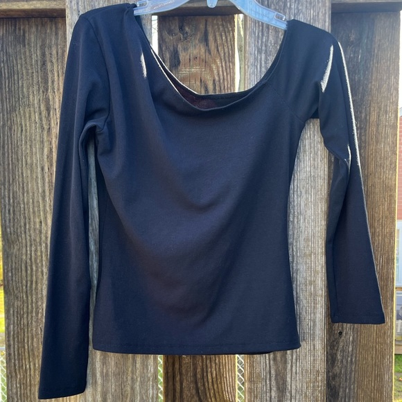 Asymmetrical Fitted Rib Top - Picture 2 of 4